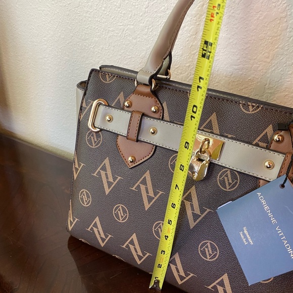 Adrienne Vittadini Beautiful Brown & Tan Satchel NWT - Picture 12 of 16